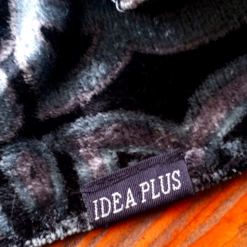 SILK SCARF/WRAP - Picture 4 of 7